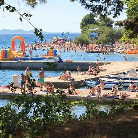 Stunning In Zdrilo 別荘