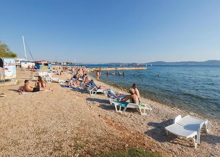 Feriehus Stunning In Zdrilo